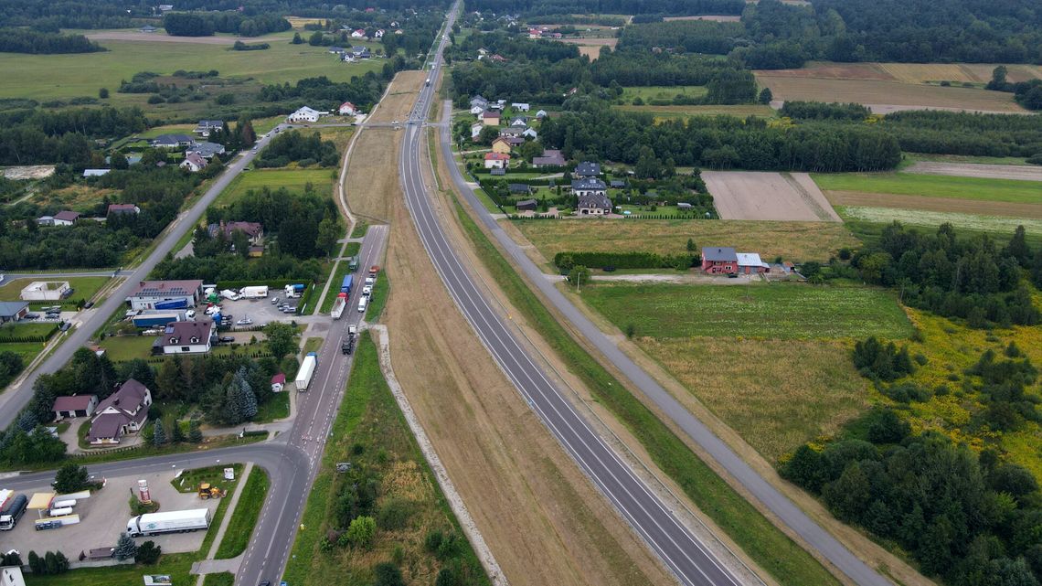 Dwa odcinki ekspresówki czekają na wojewodę