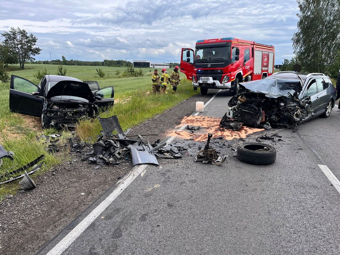 Dwa poważne wypadki jednego dnia. Kilka osób trafiło do szpitala Dwa poważne wypadki jednego dnia. Kilka osób trafiło do szpitala