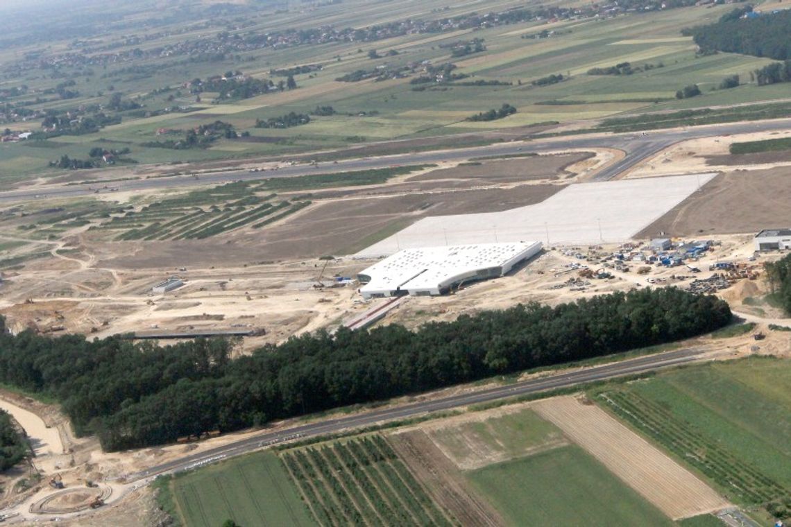 Dwa tysiące miejsc pracy wokół lotniska w Świdniku