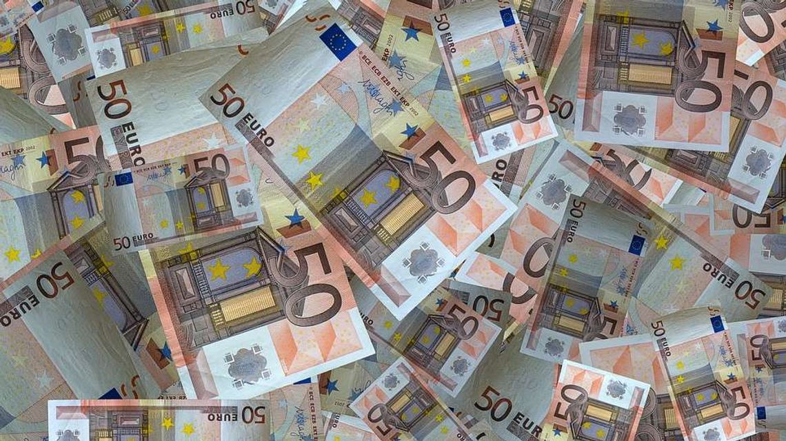 Dwaj biznesmeni założyli w Lublinie spółkę, wzięli unijne dotacje. Mają zakaz opuszczania kraju