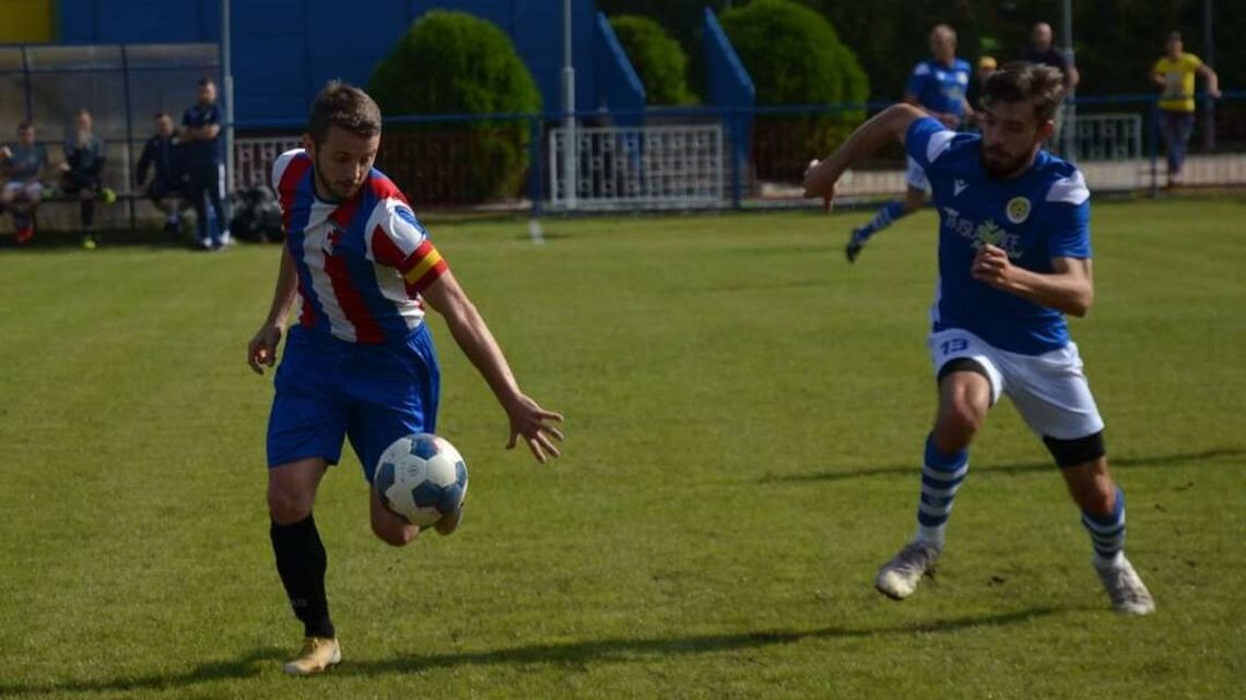 Dwaj bramkarze zagrali w polu. Grała Keeza chełmska klasa okręgowa Dwaj bramkarze zagrali w polu. Grała Keeza chełmska klasa okręgowa