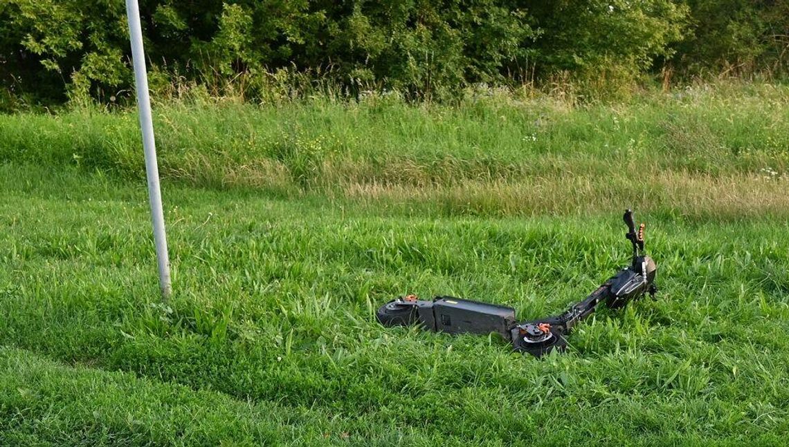 Dwie nastolatki trafiły do szpitala po wypadku na hulajnodze Dwie nastolatki trafiły do szpitala po wypadku na hulajnodze
