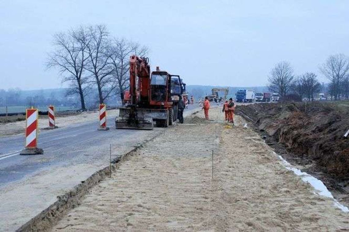 Dwie ważne drogi krajowe: na północy i południu województwa. Kto je zbuduje?