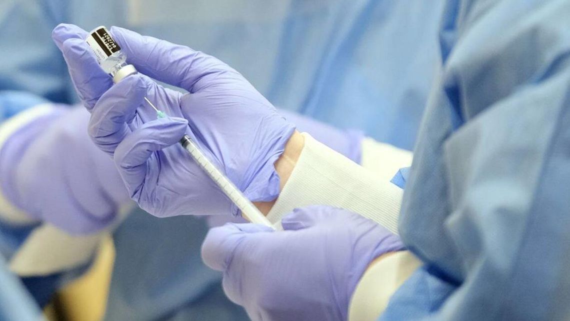 Dworczyk: zmiany w dostawie szczepionek Pfizera nie powinny sprawić większych zawirowań