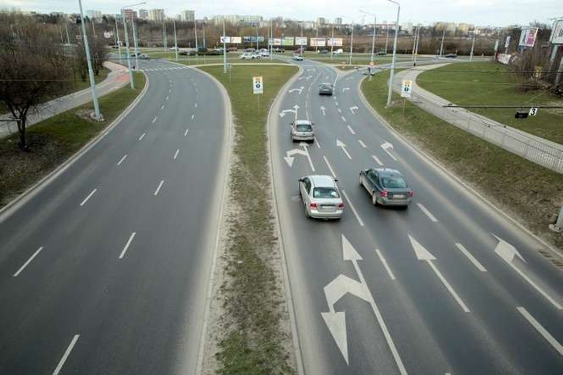 Dwupasmówka z estakadą powstanie u zbiegu ul. Diamentowej i Krochmalnej Dwupasmówka z estakadą powstanie u zbiegu ul. Diamentowej i Krochmalnej