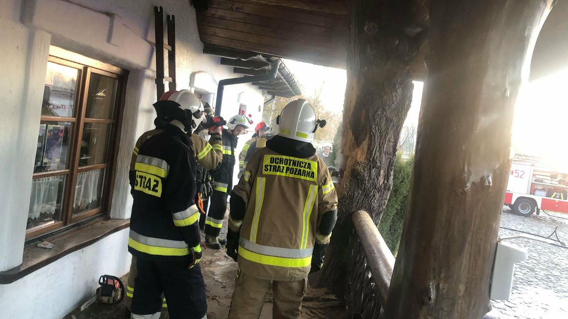 Dym nie tylko w nazwie restauracji. Wszystko przez niedopałek papierosa 