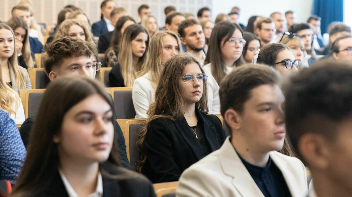 Dyplom to nie wszystko. Absolwenci tego kierunku będą mogli zdobyć prestiżowy certyfikat