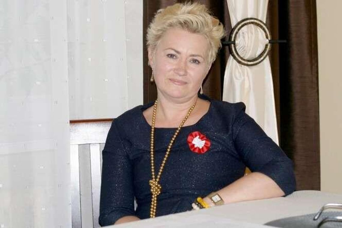 Dyrekcja liceum i gimnazjum w Puławach co miesiąc zarabia podwójnie