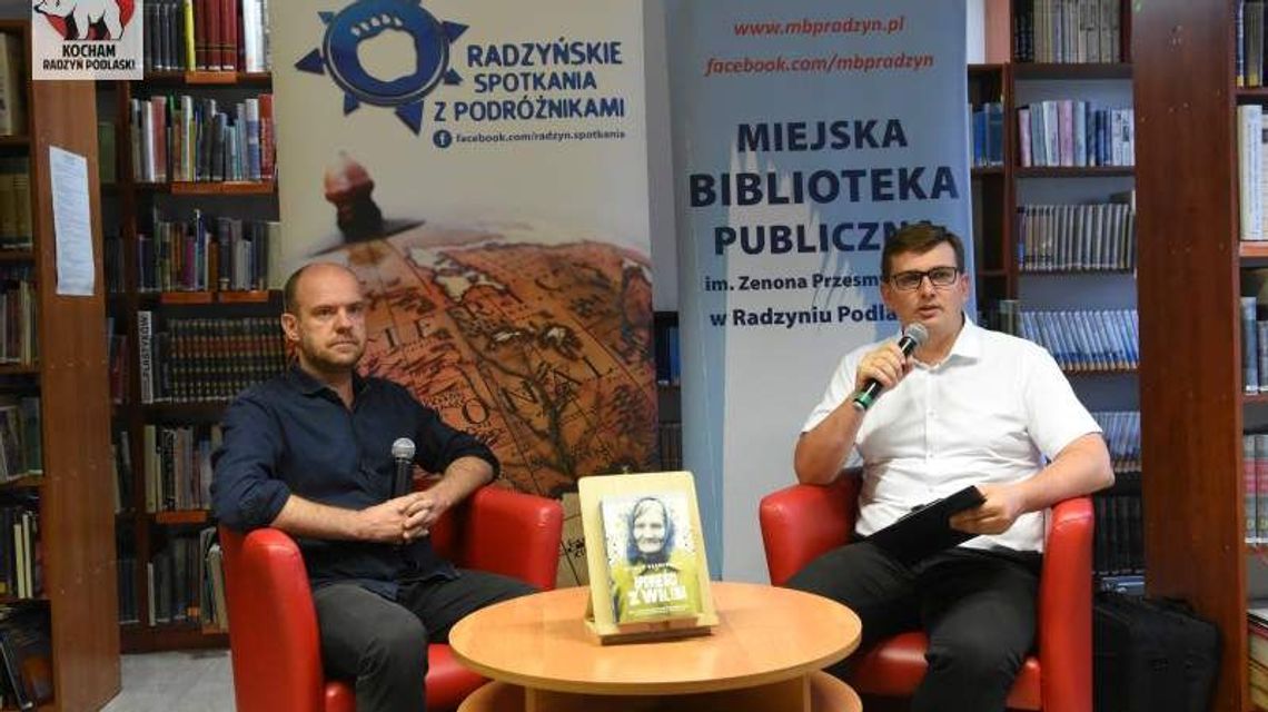 Dyrektor biblioteki trzy razy odmawia "Podróżnikowi". Starosta: To podkopuje zaufanie