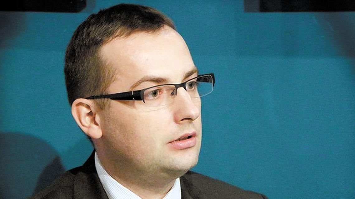 Dyrektor z Urzędu Marszałkowskiego kazał podrobić podpis? Stanie przed sądem Dyrektor z Urzędu Marszałkowskiego kazał podrobić podpis? Stanie przed sądem