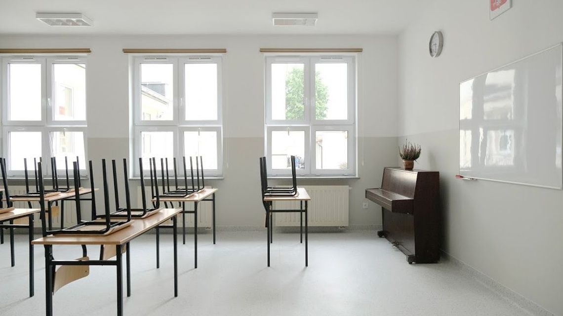 Dyrektorzy szkół chcą decydować o pracy w trakcie epidemii