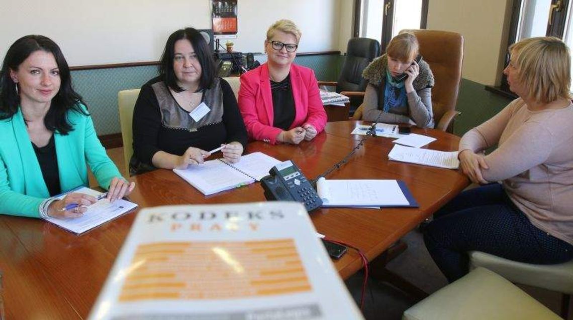 Dyżur ekspertów z ZUS, PIP i NFZ w redakcji. Telefon dzwonił cały czas