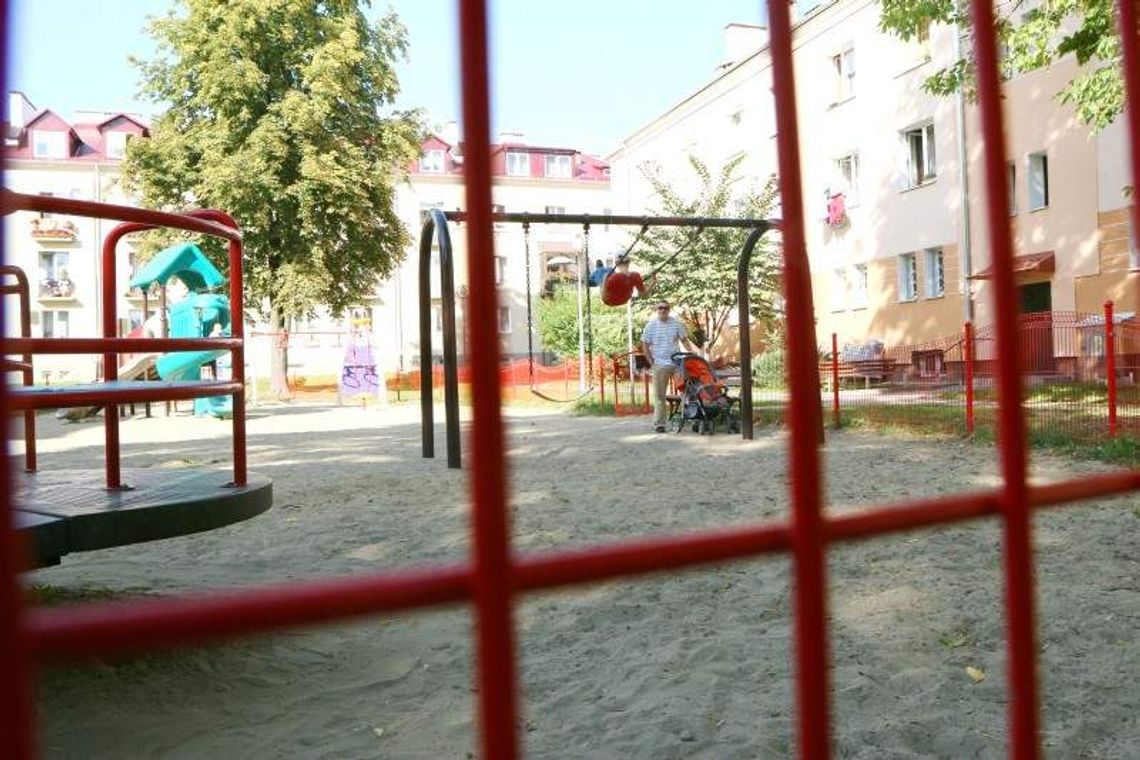 Dzieci hałasują na placu zabaw? Mieszkanka przyniosła nagranie