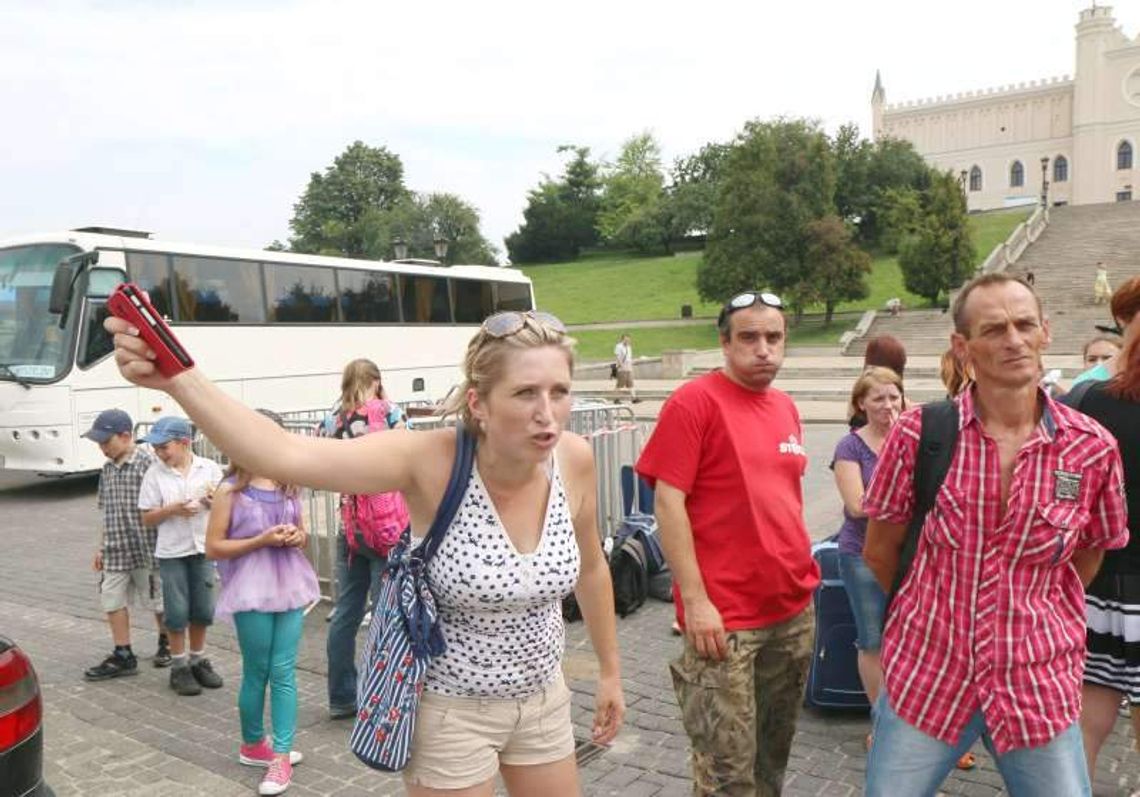 Dzieci wystawione do morza. Starostwo sprawdzi kto zawinił, że nie wyjechały na kolonie Dzieci wystawione do morza. Starostwo sprawdzi kto zawinił, że nie wyjechały na kolonie