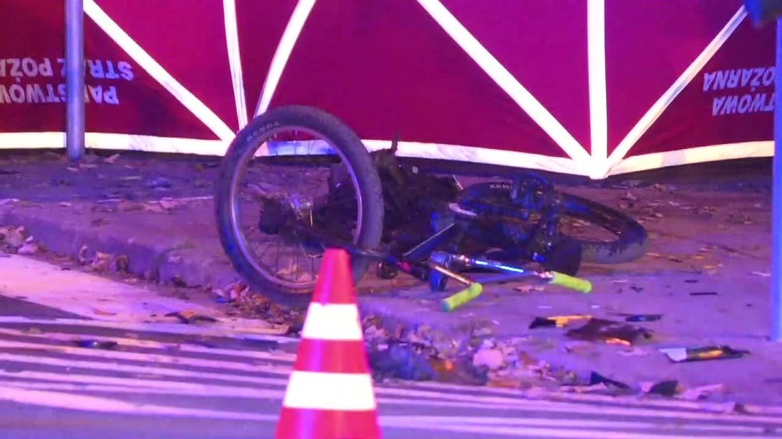 Dziecko jechało chodnikiem na rowerku, zginęło potrącone przez samochód. Kierowca uciekł