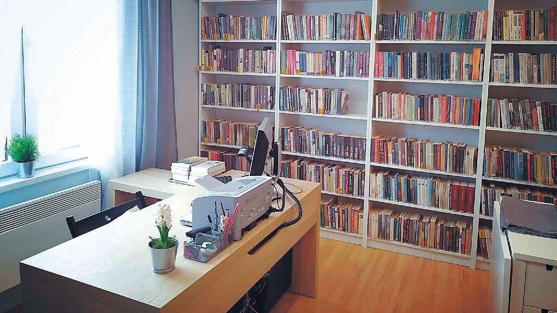 Dzięki pasjonatom wyremontowali bibliotekę Dzięki pasjonatom wyremontowali bibliotekę