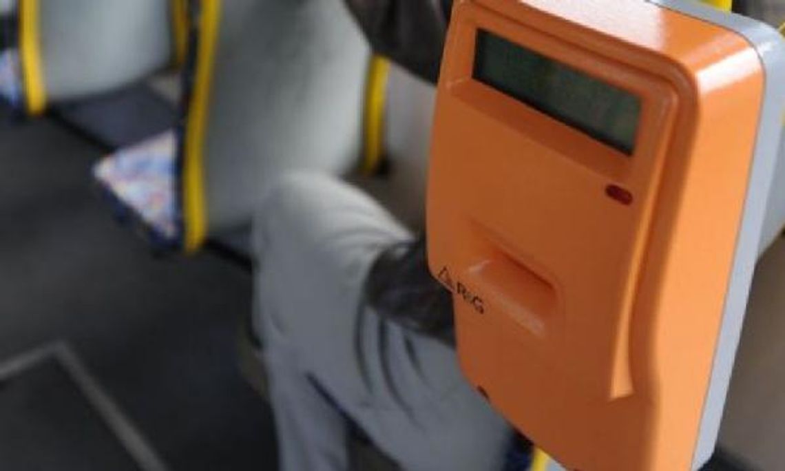 Dzień bez Samochodu. Robią ekologiczną akcję, a w autobusie mandat Dzień bez Samochodu. Robią ekologiczną akcję, a w autobusie mandat