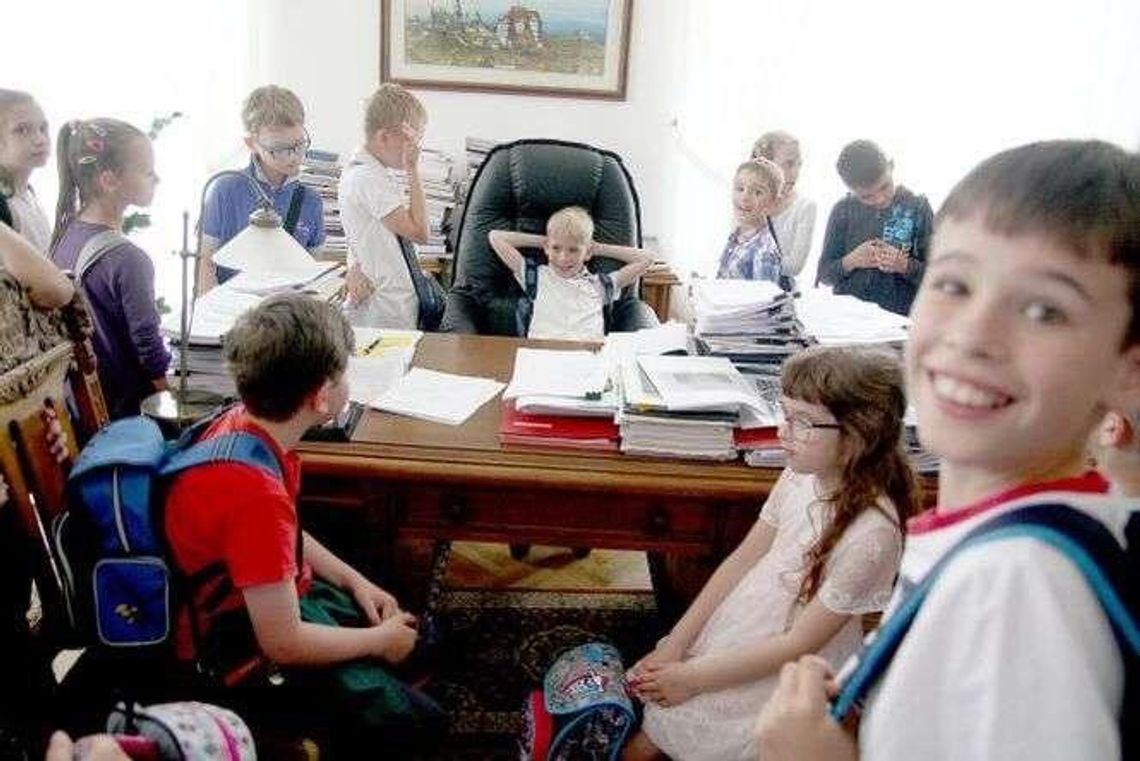 Dzień Dziecka w ratuszu. Zmiana w fotelu prezydenta Dzień Dziecka w ratuszu. Zmiana w fotelu prezydenta