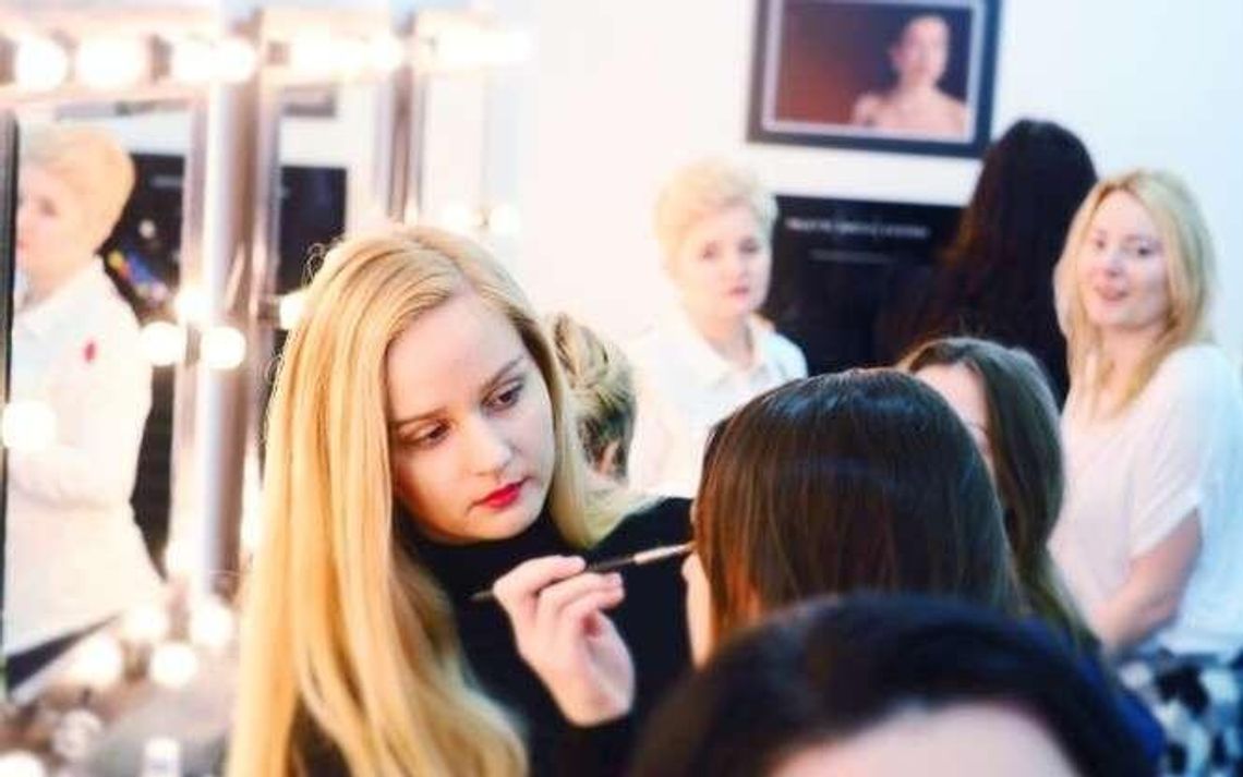 Dzień otwarty w Centrum Kreowania Wizerunku Aesthetic Dzień otwarty w Centrum Kreowania Wizerunku Aesthetic