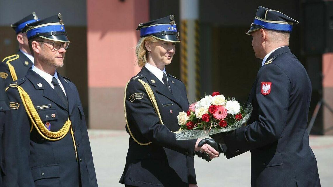 Dzień Strażaka 2022. W Lublinie medale, awanse, kluczyki i pokropek [zdjęcia]