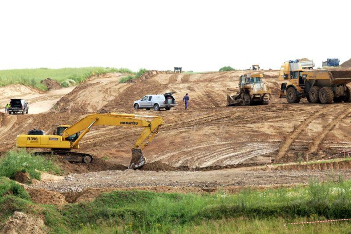 Dziennik budowy S17: Coraz więcej \"czarnego”