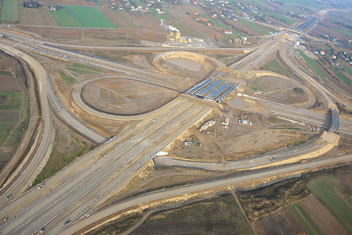 Dziennik budowy S17: Koniec utrudnień i gigantyczny węzeł