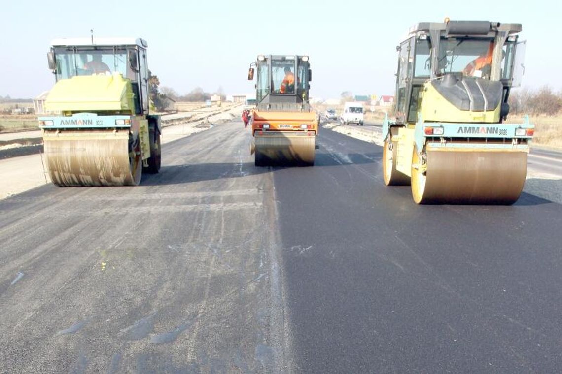 Dziennik budowy S17: Łobuzy kradną, a robota idzie dalej Dziennik budowy S17: Łobuzy kradną, a robota idzie dalej