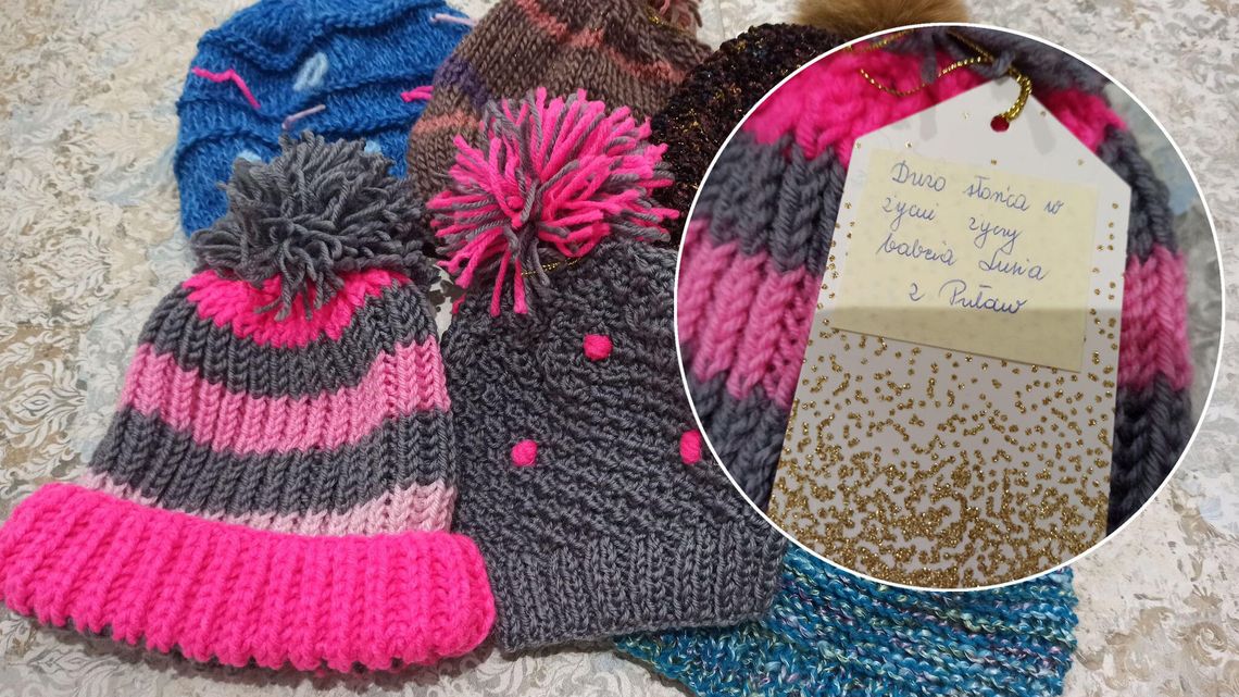 Dziergają szaliki i czapki dla dzieci z dworca Brześć Dziergają szaliki i czapki dla dzieci z dworca Brześć