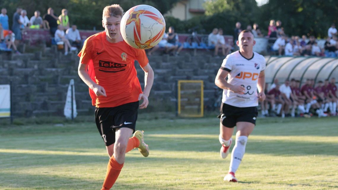 Dziesięć goli i siódme zwycięstwo Tura Milejów, komplet wyników 7. kolejki lubelskiej okręgówki Dziesięć goli i siódme zwycięstwo Tura Milejów, komplet wyników 7. kolejki lubelskiej okręgówki