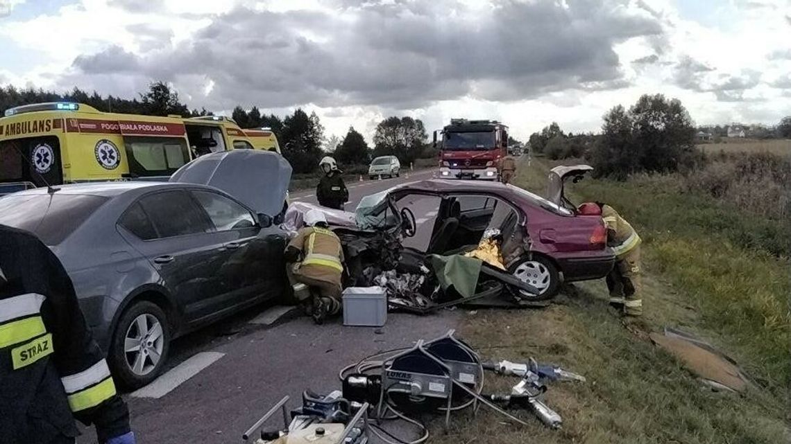 Dziewiętnastka koło Radzynia zablokowana po karambolu. Nie żyje jedna osoba