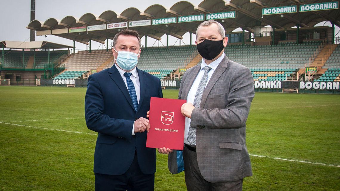 Dzik na koszulkach Górnika. Gmina Łęczna wspiera pierwszoligowca