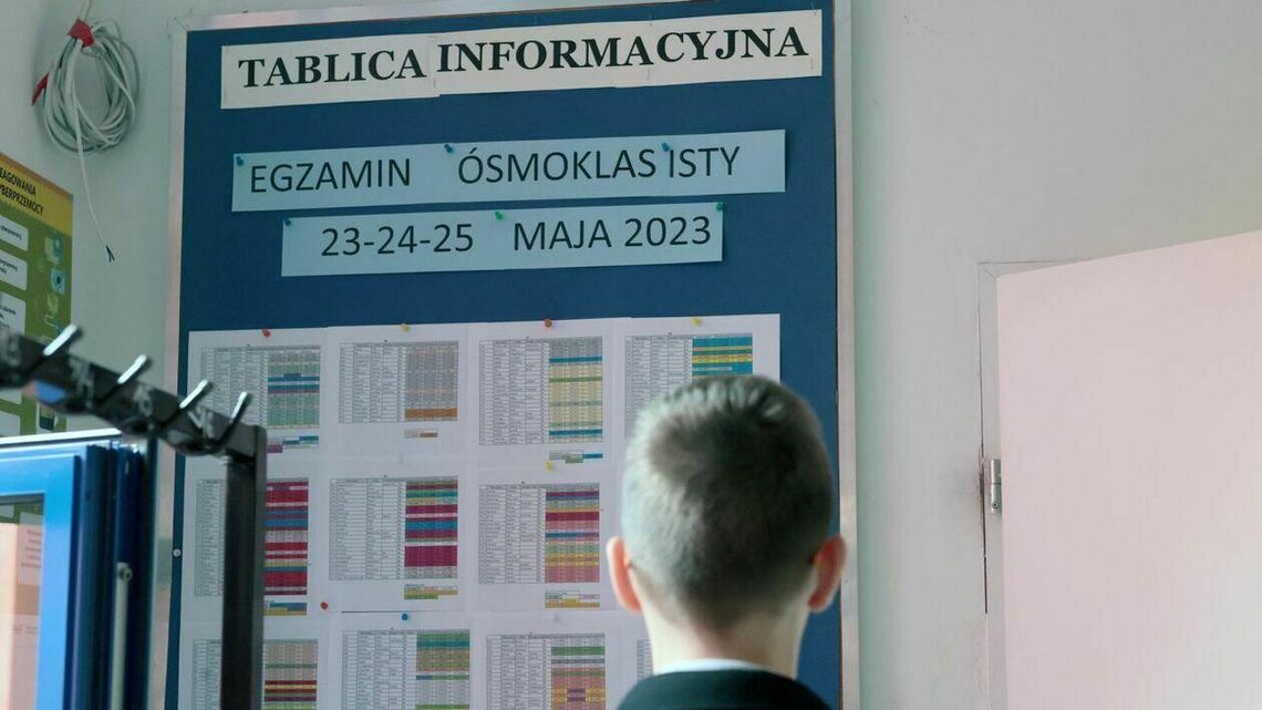 Dziś drugi dzień egzaminu ósmoklasisty. Po nim może być tylko łatwiej! (zdjęcia) Dziś drugi dzień egzaminu ósmoklasisty. Po nim może być tylko łatwiej! (zdjęcia)