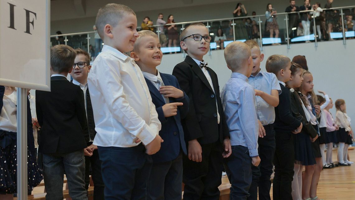 Dzisiaj gala, jutro nauka. 330 tys. uczniów z woj. lubelskiego rozpoczęło rok szkolny [zdjęcia]