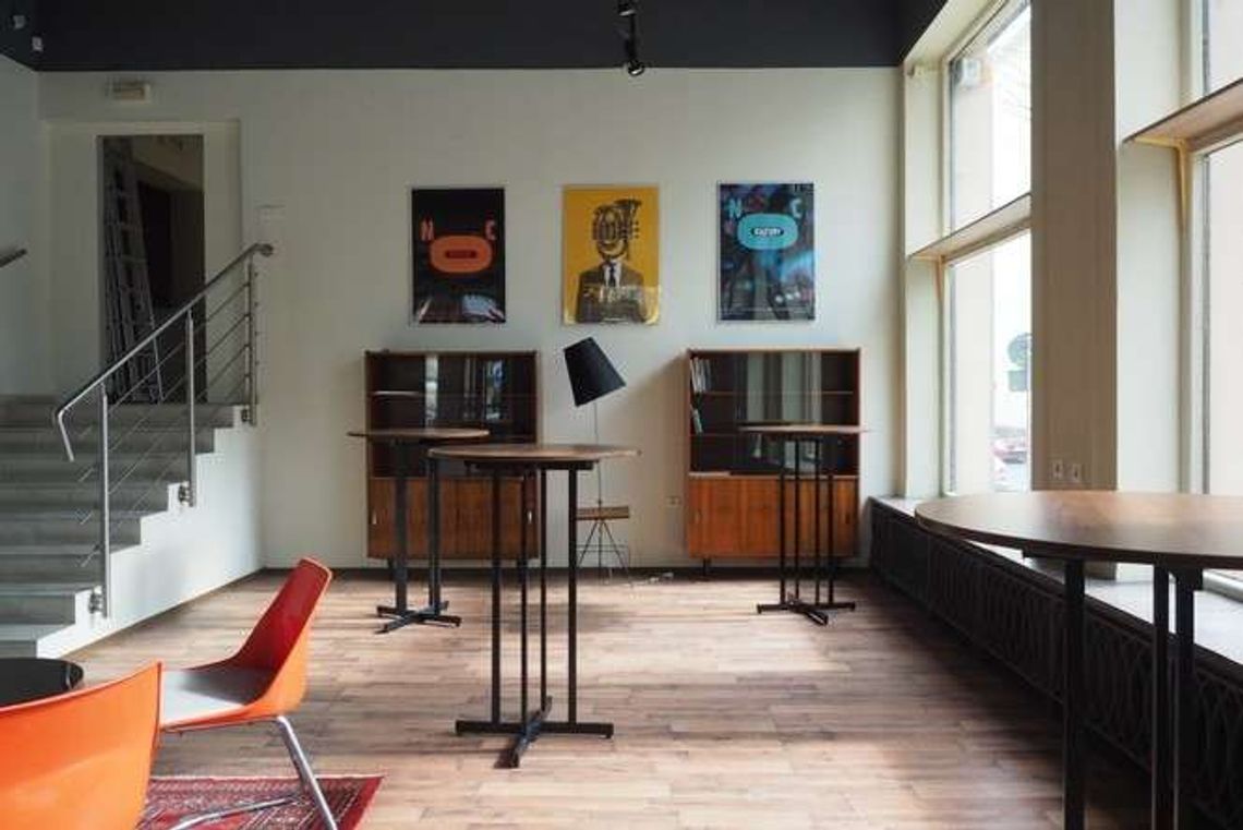 Dzisiaj otwarcie gastrobaru Heban. Wcześniej był tu sklep meblowy