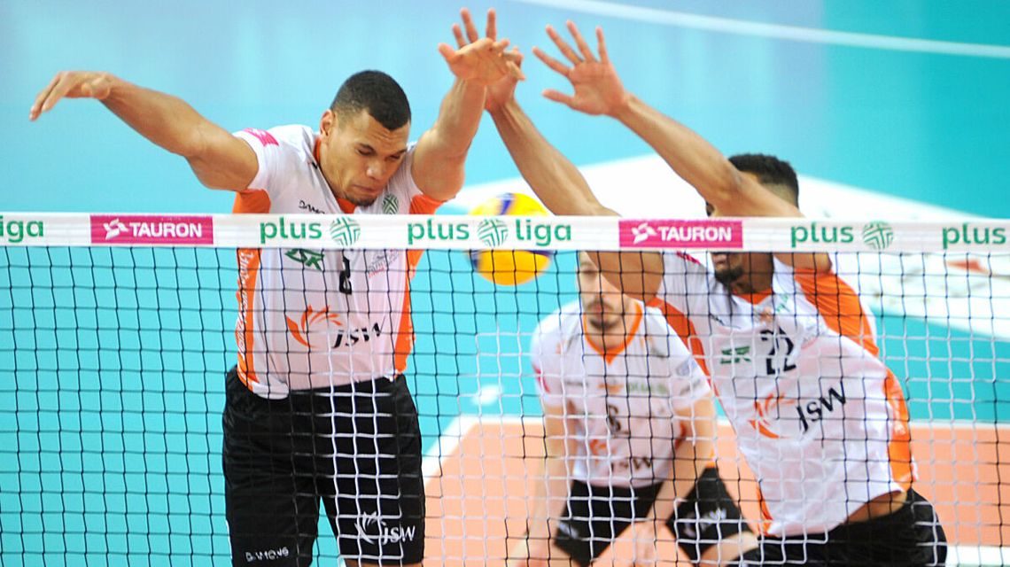 Dzisiaj w Chełmie hitowy mecz w Pucharze Polski siatkarzy. Jastrzębski musi, Arka może