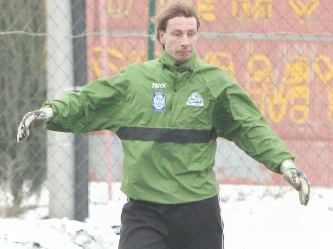 Dziura w bramce Orląt Radzyń Podlaski