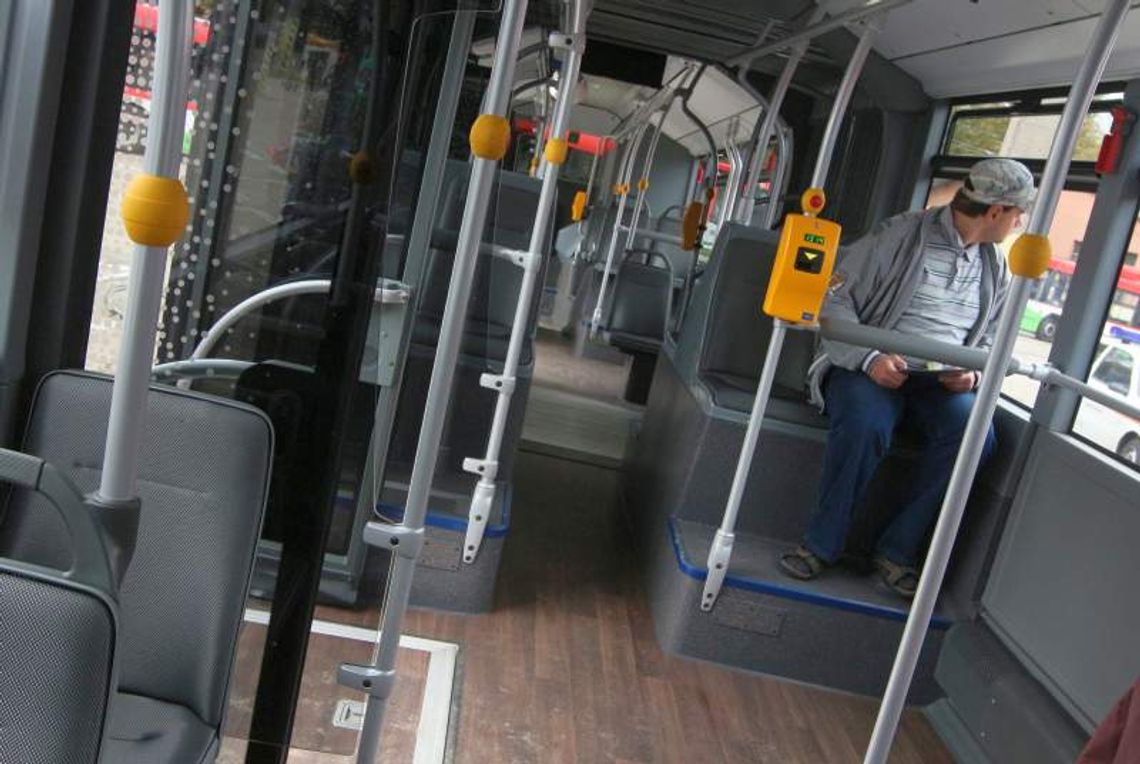 E-papieros w autobusie legalny, ale samorząd może go zabronić E-papieros w autobusie legalny, ale samorząd może go zabronić