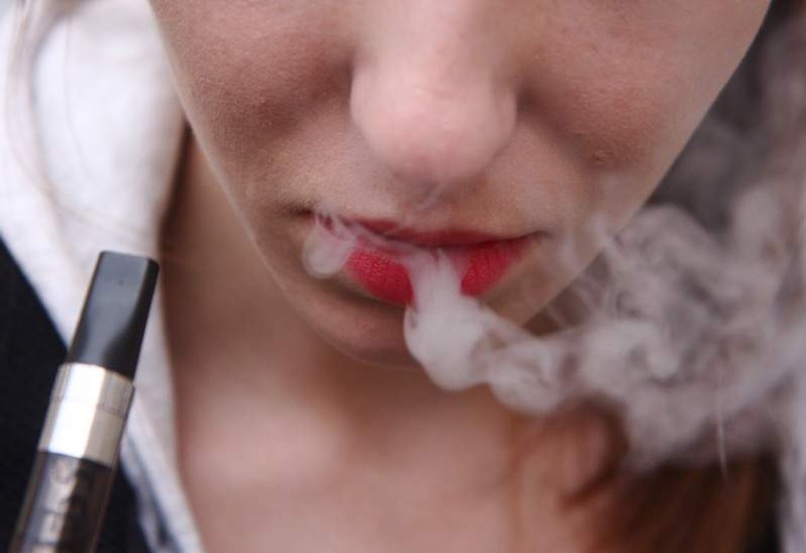 E-papierosy zakazane w autobusach. Przepis wprowadza coraz więcej miast E-papierosy zakazane w autobusach. Przepis wprowadza coraz więcej miast