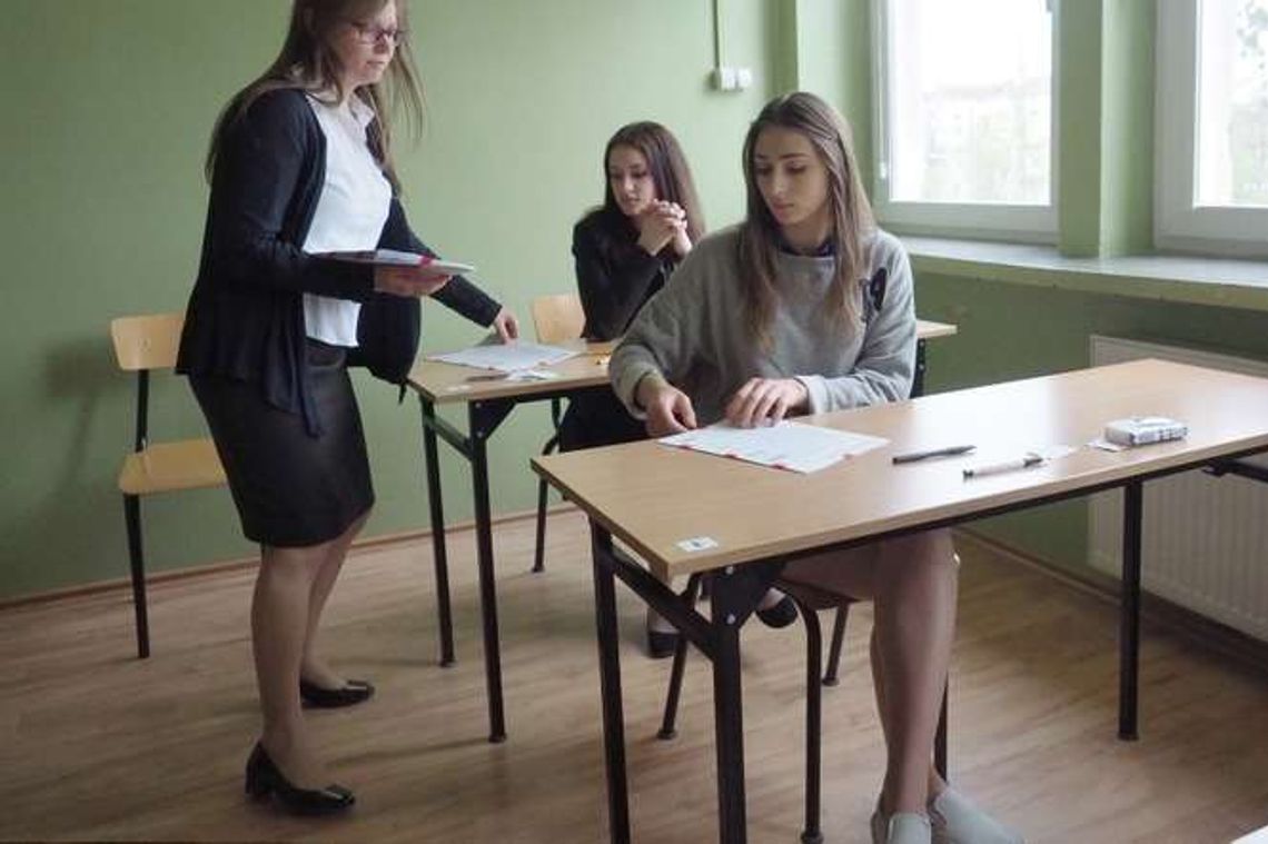 Egzamin gimnazjalny. Odpowiedzi: polski, historia. Pobierz test i zobacz, jak ci poszło