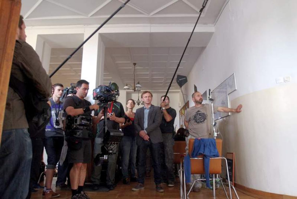 Ekipa filmowa w murach Biskupiaka. Kręcą Carte Blanche Ekipa filmowa w murach Biskupiaka. Kręcą Carte Blanche
