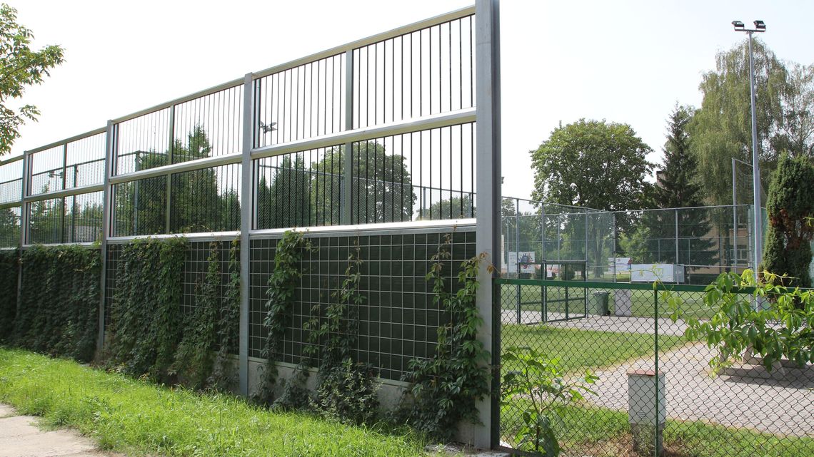 Ekran koło orlika zostaje. Skarga sąsiadów oddalona