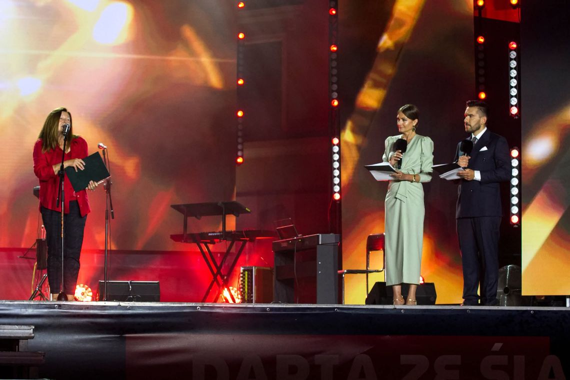 Ekran spowity historią. „Matka wołyńskich sierot” z główną nagrodą na Rynku Wielkim w Zamościu Festiwal Filmowy Spotkania z historią istorią