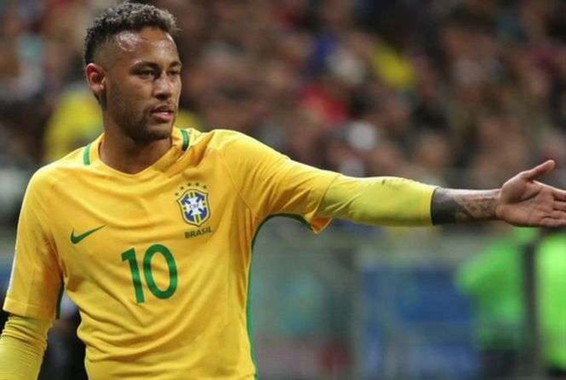 Eksperci wycenili piłkarzy. Neymar droższy od Messiego (wideo)