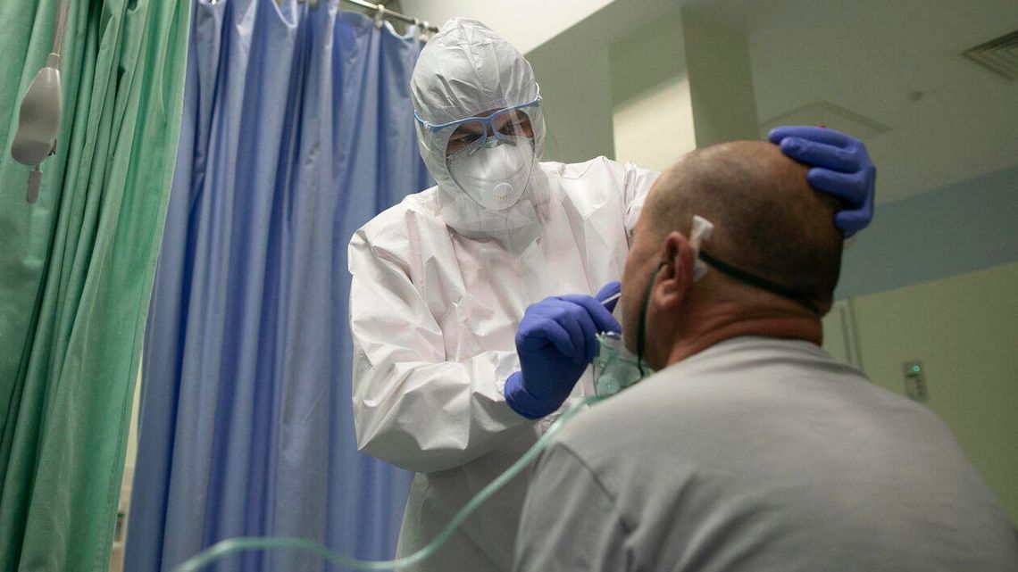 Ekspert: Można sprawdzić, czy ktoś przeszedł infekcję wirusem SARS-CoV-2