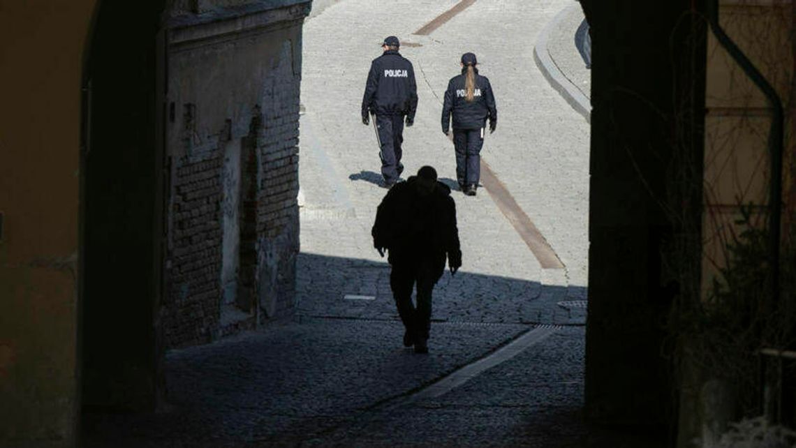 Ekspert: Ogólnokrajowy lockdown nie ma sensu, restrykcje tylko w niektórych rejonach