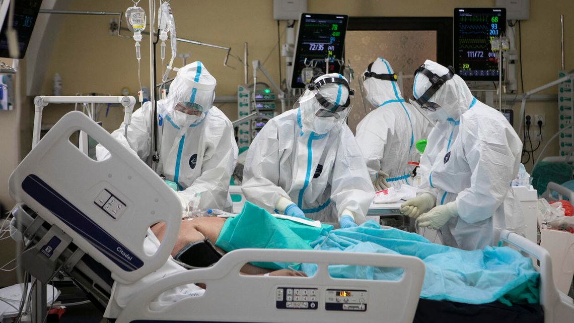 Ekspert: Optymizm pojawi się, jak ustabilizujemy ilość dziennych zakażeń poniżej tysiąca