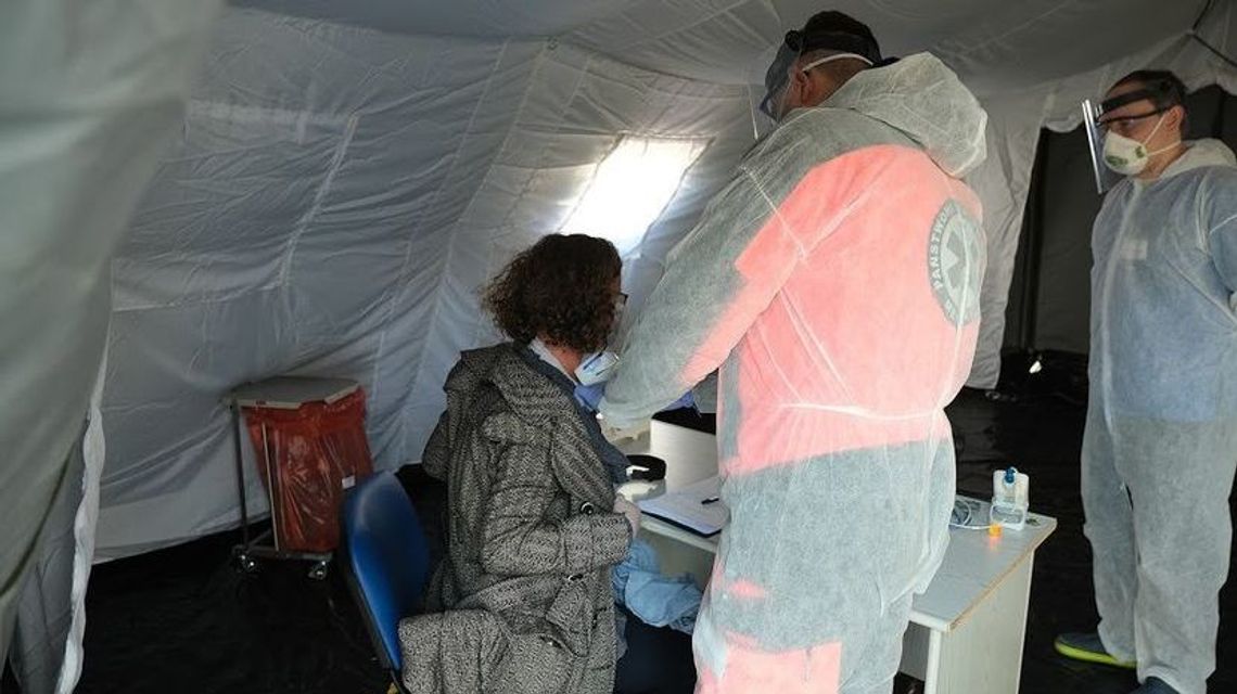 Ekspert WHO ostrzega: Wirus SARS-CoV-2 może nigdy nie zginąć