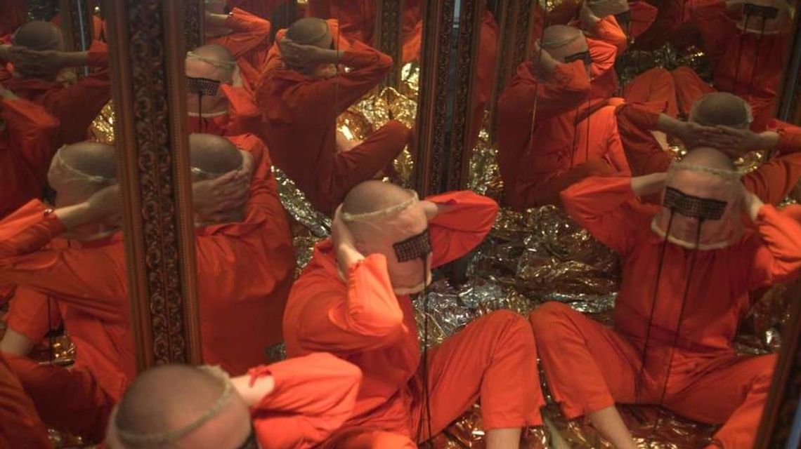 Eksperymentalny spektakl Pawła Passiniego dostępny online