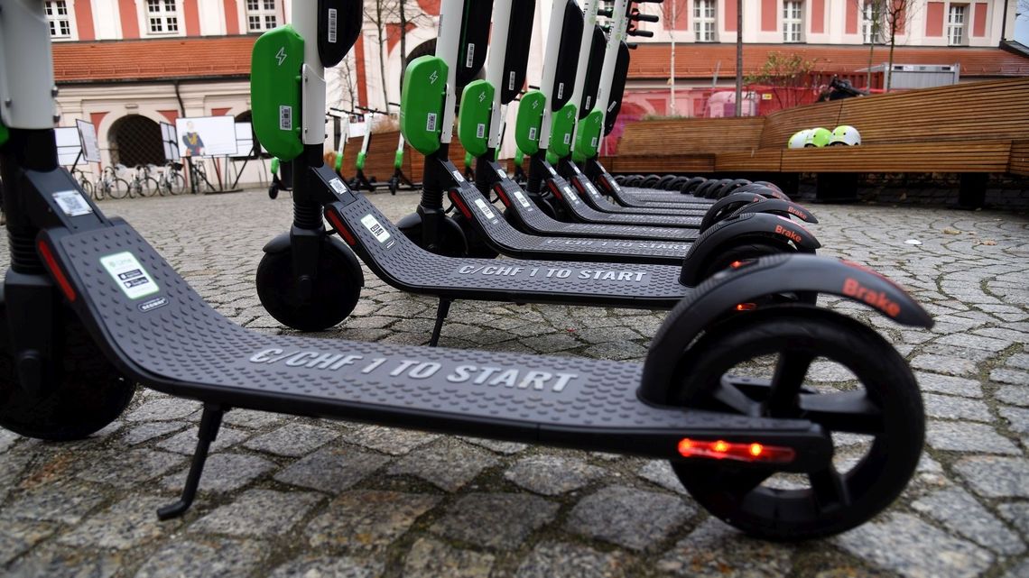 Elektryczne hulajnogi będzie można wypożyczyć w Lublinie. Ekologiczne, ale kłopotliwe