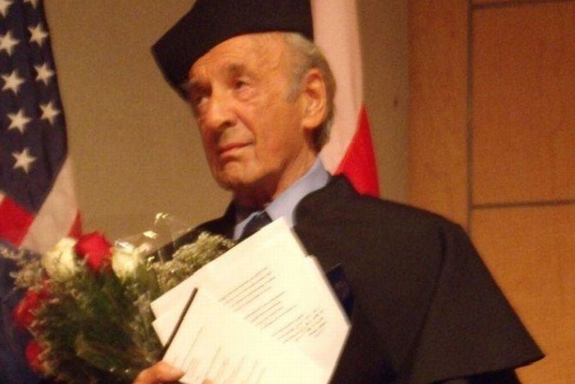 Elie Wieselowi wręczono doktorat honorowy Uniwersytetu Warszawskiego